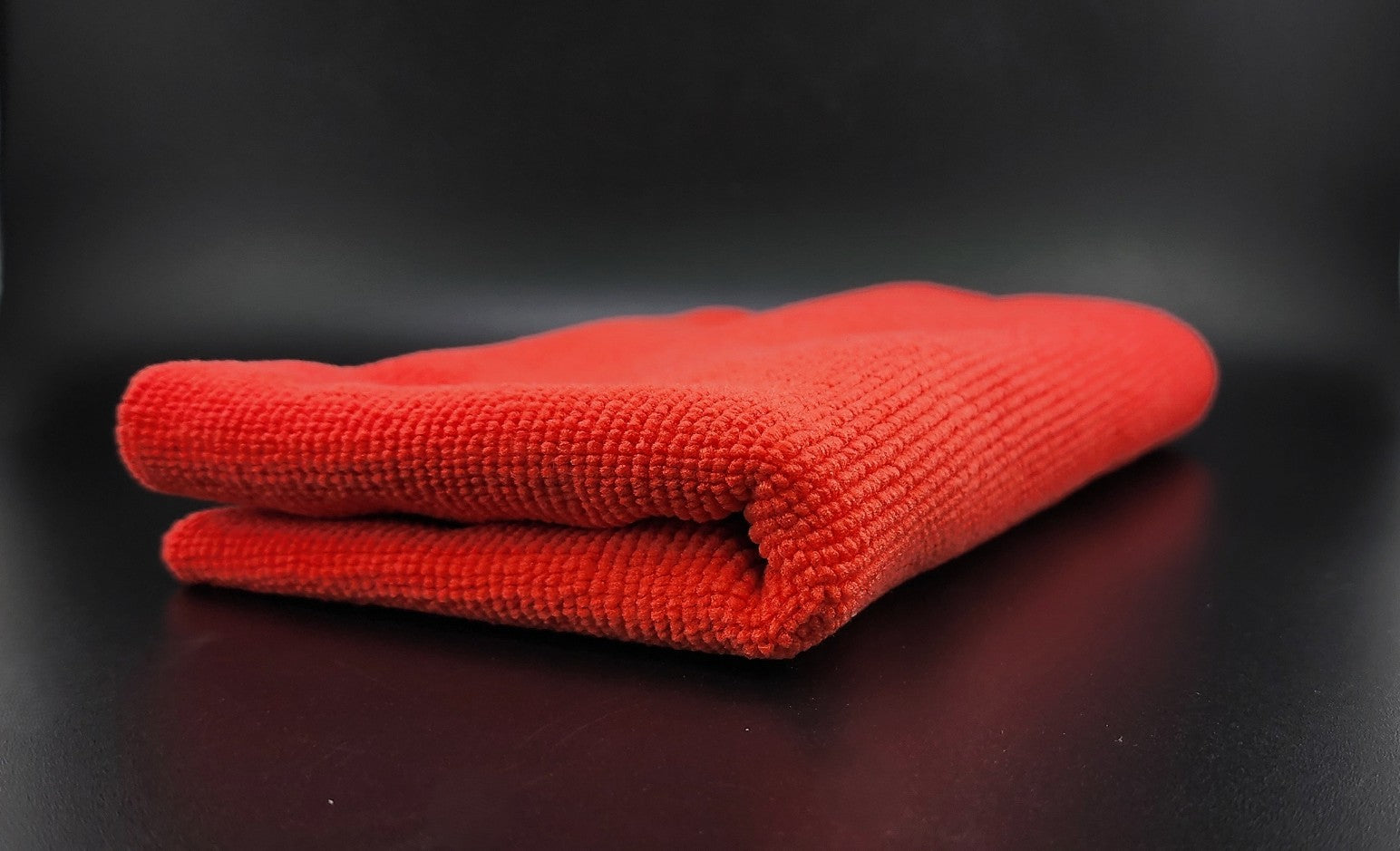 30 RED VERSA EDGELESS MICROFIBER TOWEL